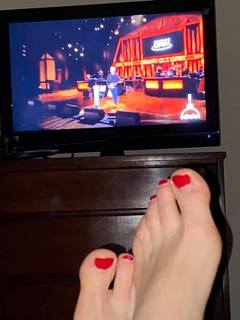 Rhonda Vincent feet photo 5