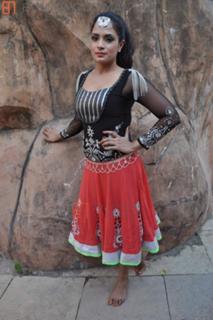 Richa Chadha feet photo thumbnail