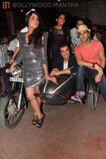 Richa Chadha feet photo thumbnail