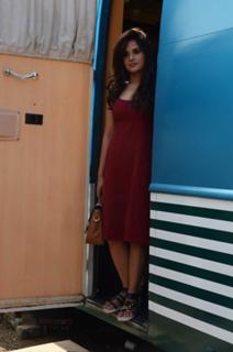 Richa Chadha feet photo thumbnail