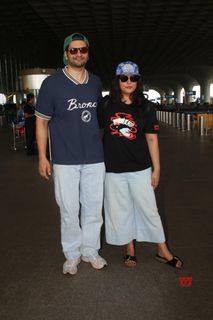 Richa Chadha feet photo thumbnail