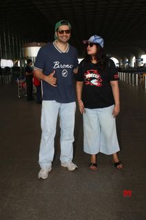 Richa Chadha feet photo thumbnail