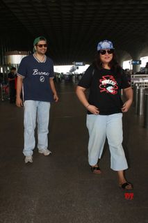Richa Chadha feet photo thumbnail