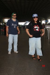 Richa Chadha feet photo thumbnail