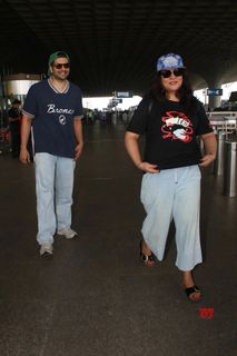 Richa Chadha feet photo thumbnail