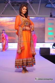 Richa Gangopadhyaya feet photo 6