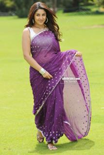 Richa Gangopadhyaya feet photo 10