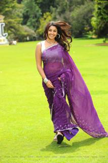 Richa Gangopadhyaya feet photo 16