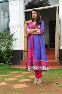 Richa Gangopadhyaya feet photo 11