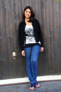Richa Gangopadhyaya feet photo 8