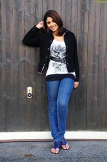 Richa Gangopadhyaya feet photo 2