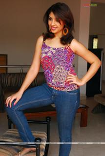 Richa Gangopadhyaya feet photo 20
