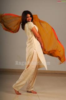 Richa Gangopadhyaya feet photo 12