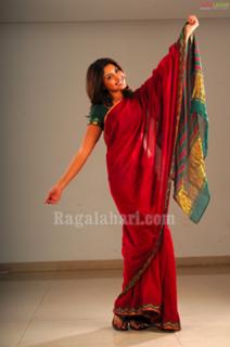 Richa Gangopadhyaya feet photo 7