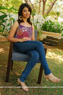 Richa Gangopadhyaya feet photo 6