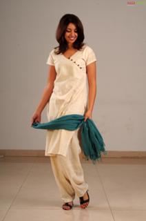 Richa Gangopadhyaya feet photo 16