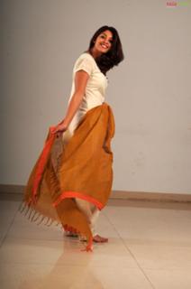 Richa Gangopadhyaya feet photo 6