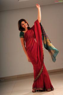 Richa Gangopadhyaya feet photo 17
