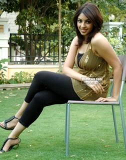Richa Gangopadhyaya feet photo 1