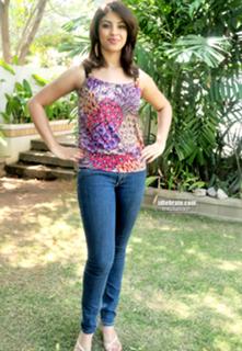 Richa Gangopadhyaya feet photo 8