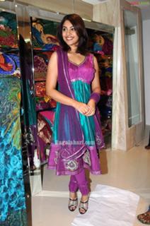 Richa Gangopadhyaya feet photo 7