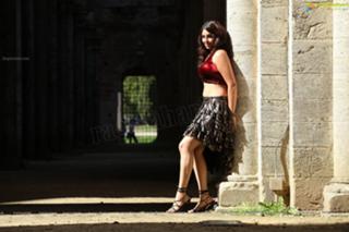 Richa Gangopadhyaya feet photo 13