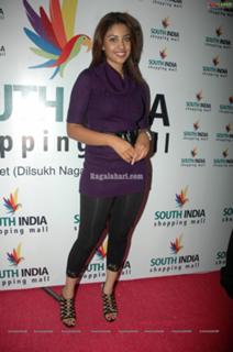 Richa Gangopadhyaya feet photo 12