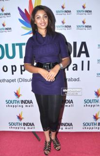Richa Gangopadhyaya feet photo 16