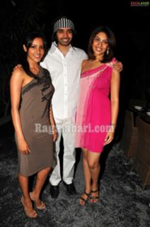 Richa Gangopadhyaya feet photo 2