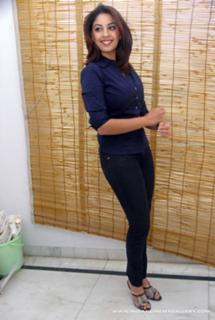 Richa Gangopadhyaya feet photo 15