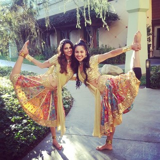 Richa Moorjani feet photo 2
