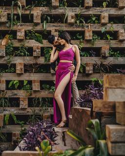 Richa Moorjani feet photo 6