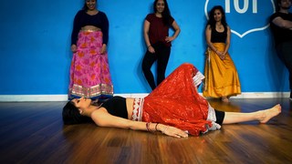 Richa Moorjani feet photo 16
