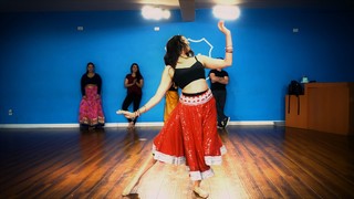 Richa Moorjani feet photo 6