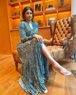 Richa Moorjani feet photo 2