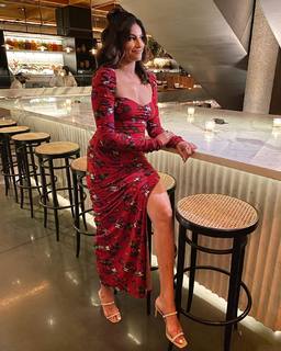 Richa Moorjani feet photo 15