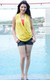 Richa Panai feet photo 1