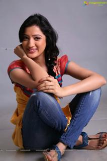 Richa Panai feet photo 18
