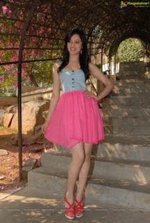Richa Panai feet photo 5