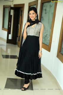 Richa Panai feet photo 18