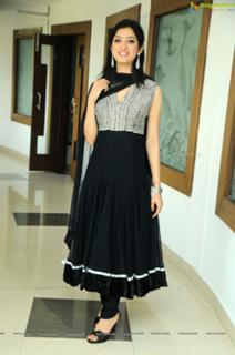 Richa Panai feet photo 17