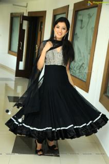 Richa Panai feet photo 14