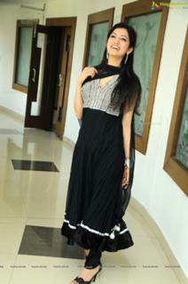 Richa Panai feet photo 12