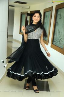 Richa Panai feet photo 11