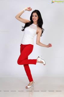 Richa Panai feet photo 3