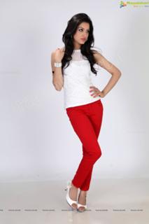 Richa Panai feet photo 8