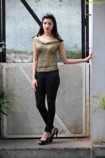 Richa Panai feet photo 6