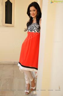 Richa Panai feet photo 3