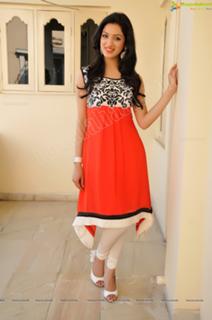 Richa Panai feet photo 19