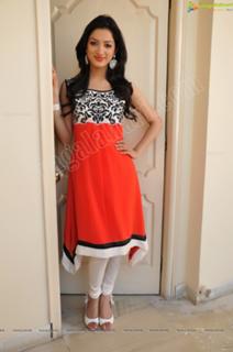 Richa Panai feet photo 5
